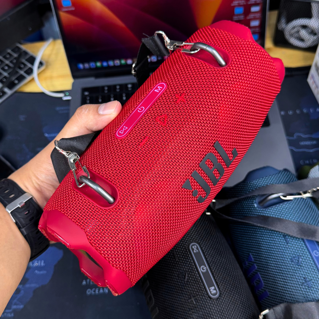 XTREEM Pro 4 – Bocina Inalámbrica Potente, Compacta y Con Estilo